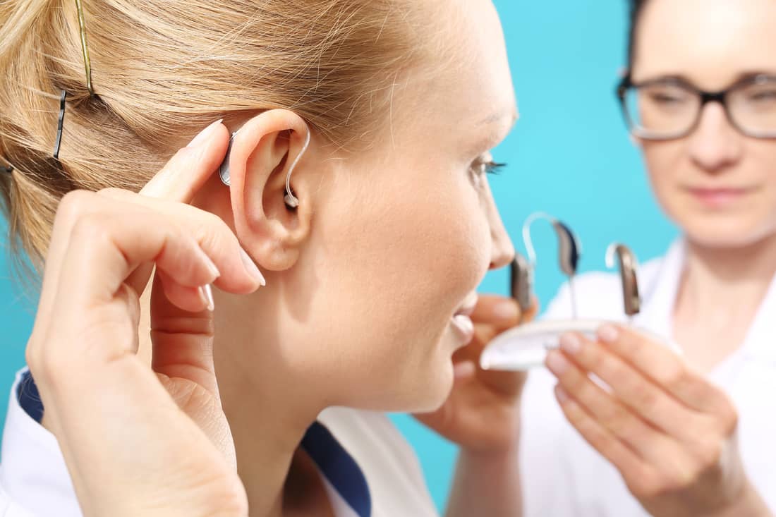 Compenser son ouïe avec une prothèse auditive